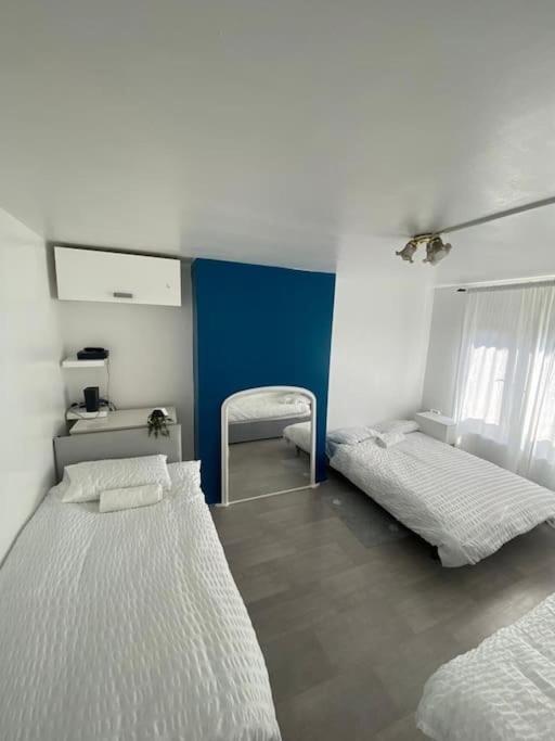 Spacious 3 Bedroom Near Victoria Station Appartamento Londra